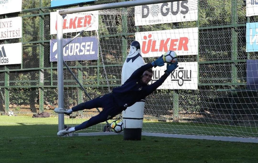 Fenerbah&ccedil;e&rsquo;de Derbi Hazırlıkları S&uuml;r&uuml;yor