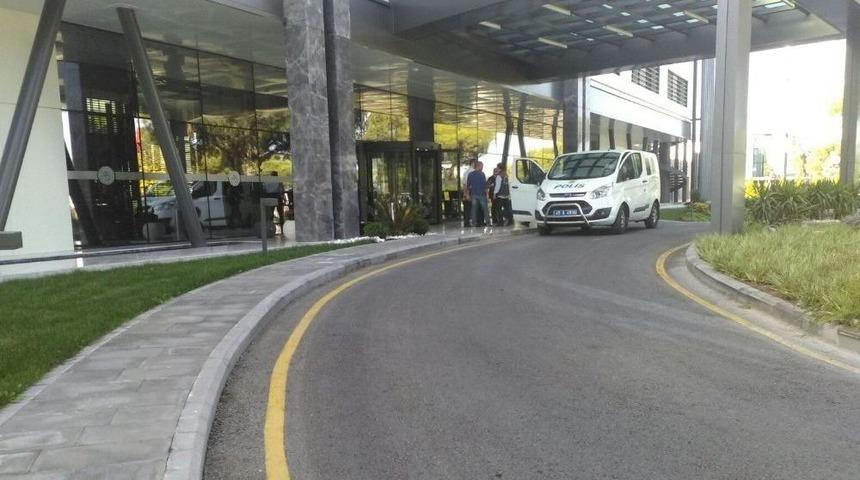 Fabrika Genel Müdür Yardımcısı Otel Havuzunda Ölü Bulundu