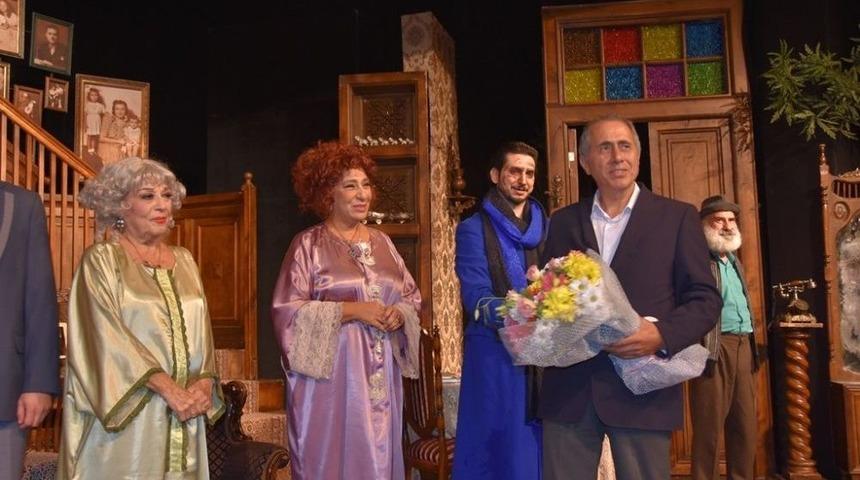 Ahududu &Ccedil;orlulu Tiyatroseverlerle Buluştu