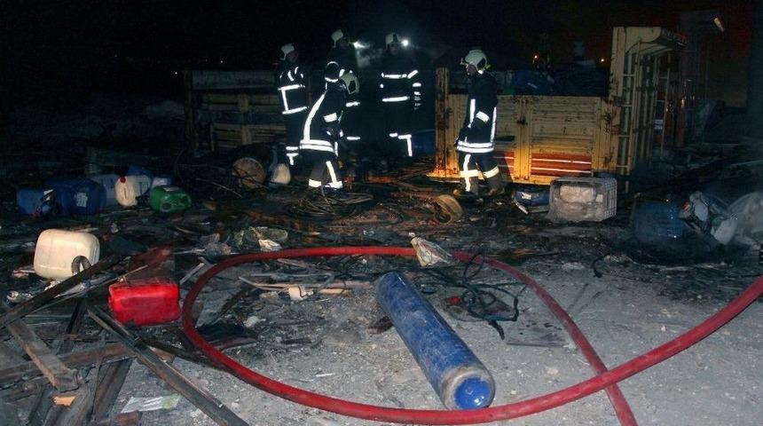 Hurdacıda &Ccedil;ıkan Yangın Korkuttu