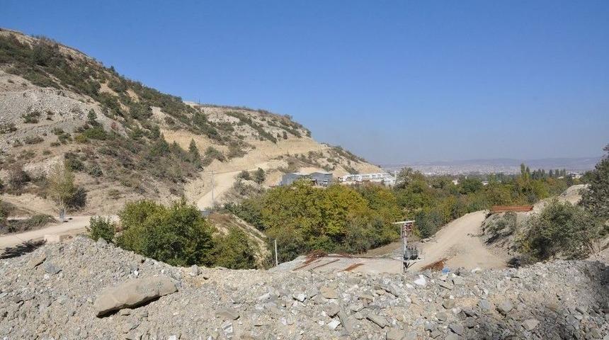 İneg&ouml;l Hocak&ouml;y Baraj İnşaatı &Ouml;deneğe Takılı