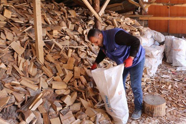 Oduncuların Kış Hazırlığı Devam Ediyor 3