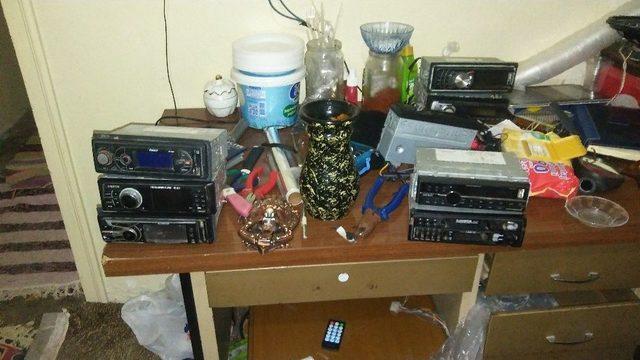 Gaziantep’te Hırsızların Atölye Olarak Kullandığı Eve Şok Baskın 1