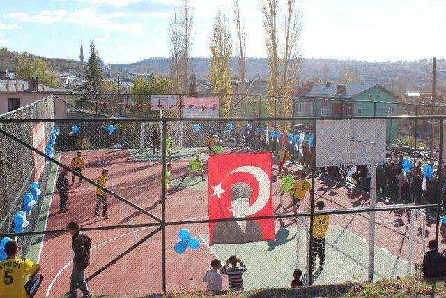 Beyşehir&rsquo;in 27 Mahallesine &Ccedil;ok Ama&ccedil;lı Spor Sahası 2