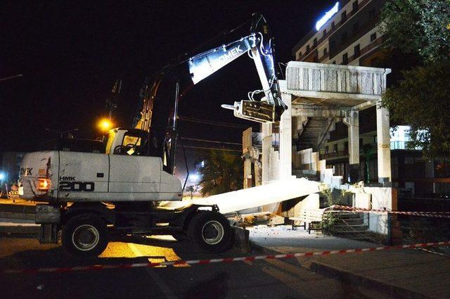 Türkeş’in Açtığı Üst Geçit Yıkıldı 2