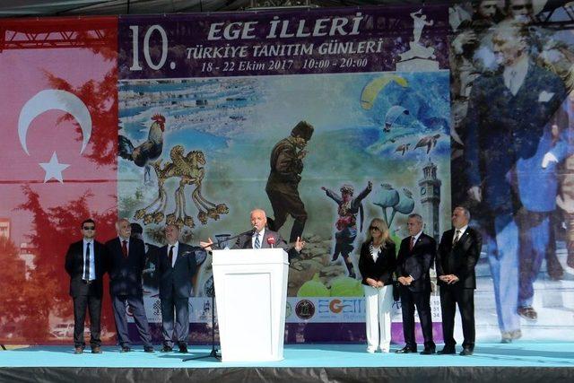 Başkan Yaşar, Ege İlleri Türkiye Tanıtım Günleri’ne Katıldı