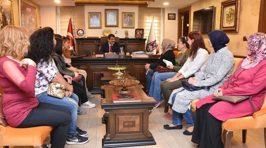 Şehzadeler&rsquo;in Tıbbı Sekreterlik Eğitimleri Tamamlandı