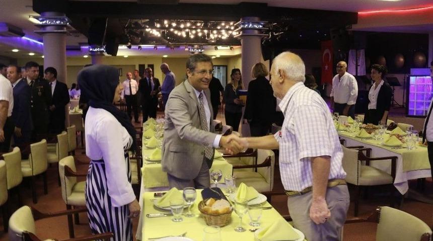 Pamuk; "muhtarlarımız Ve Eşleri, Son Derece Cefakar, Vefakar Bir Görev Yapıyorlar"