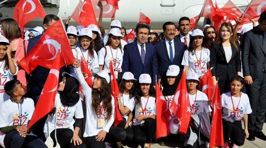 Diyarbakırlı &Ouml;ğrenciler, İstanul Ve &Ccedil;anakkale&rsquo;yi Tanıyacak