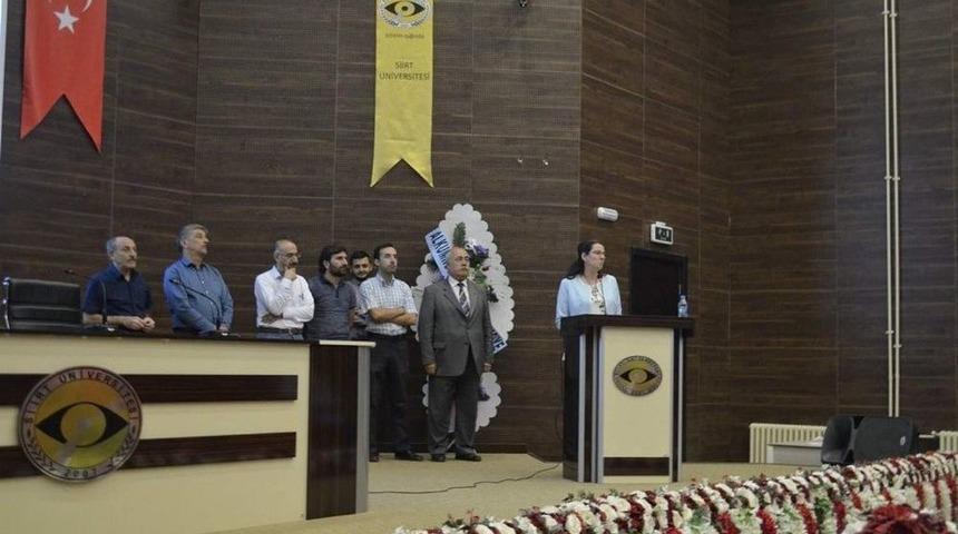 S&uuml;&rsquo;de &ldquo;&uuml;niversitede Yaşam&rdquo; Konulu Eğitim Programı D&uuml;zenlendi