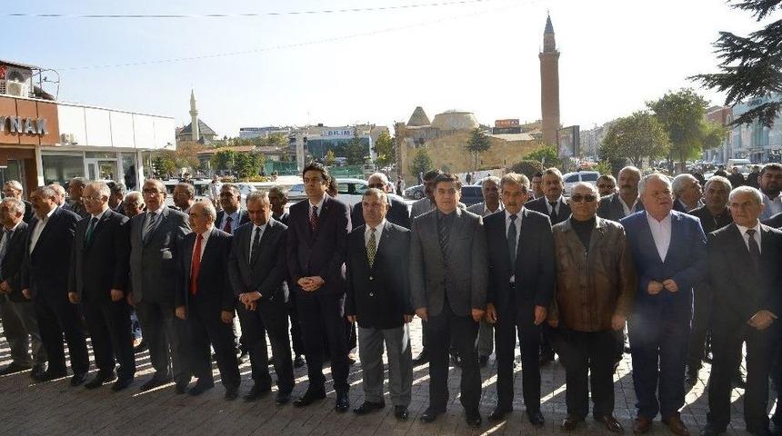 Muhtarlar’dan Vali Şentürk’e Ziyaret