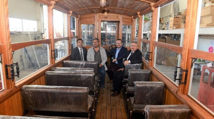 Denizli&rsquo;de &Uuml;retilip D&uuml;nyaya Satılıyor