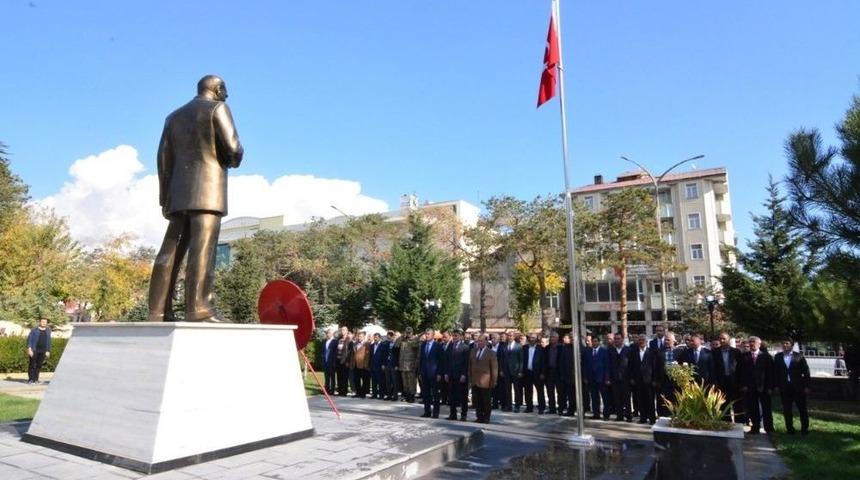 Tatvan&rsquo;da &lsquo;muhtarlar G&uuml;n&uuml;&rsquo; Kutlandı