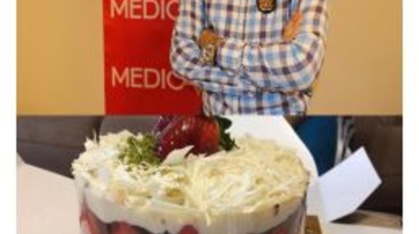 Kanseri Yendiğini S&uuml;rpriz Kutlama İle &Ouml;ğrendi