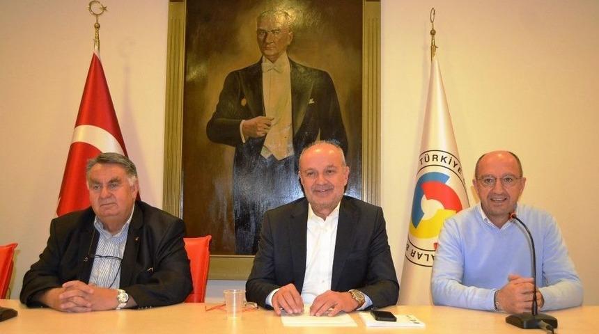 Ayvalık Uluslararası Zeytin Hasat G&uuml;nleri 13. Kez D&uuml;zenleniyor