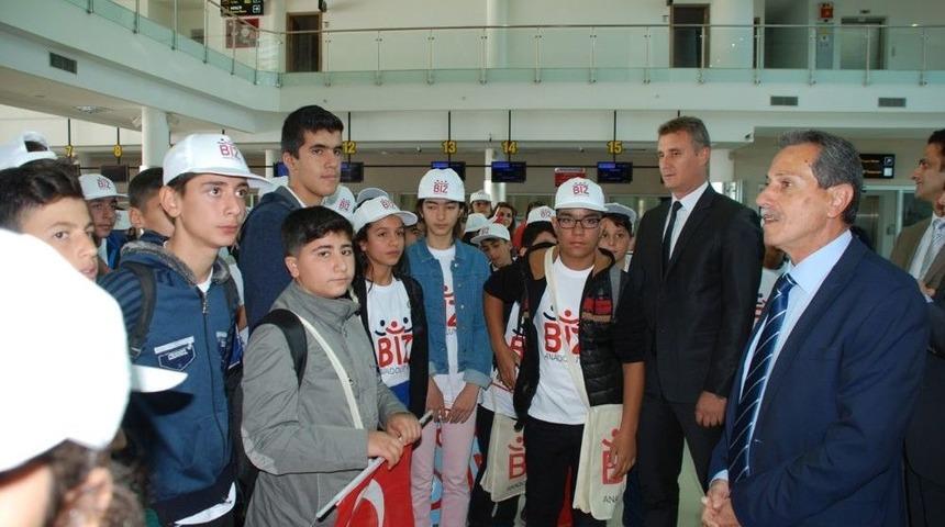 Biz Anadolu&rsquo;yuz Projesi&rsquo;nde İkinci &Ouml;ğrenci Kafilesi Balıkesir&rsquo;e Uğurlandı