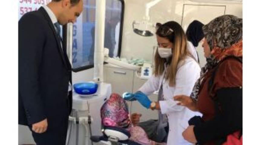 Gezici Ağız Ve Diş Sağlığı Kliniği Hizmete Devam Ediyor