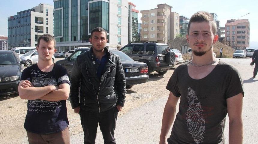 &Ccedil;arşaf Ve Perdeyi Bağlayarak Evden Ka&ccedil;mak İsterken D&uuml;şen Gen&ccedil; Kızın Ağabeyi Konuştu