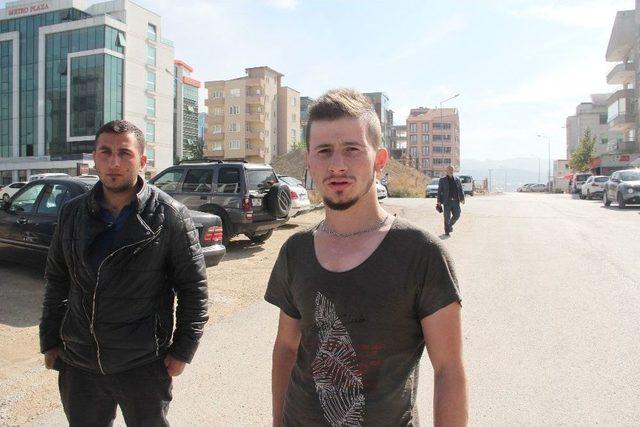 &Ccedil;arşaf Ve Perdeyi Bağlayarak Evden Ka&ccedil;mak İsterken D&uuml;şen Gen&ccedil; Kızın Ağabeyi Konuştu 2