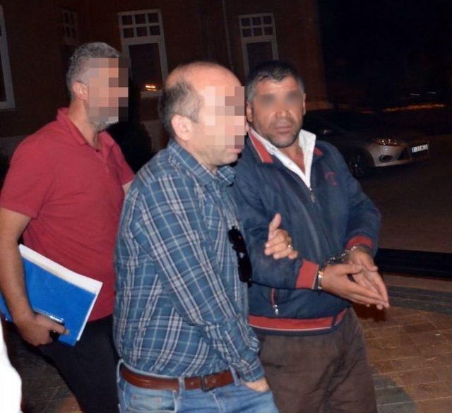 &Ouml;ld&uuml;r&uuml;len Kadının G&ouml;ğs&uuml;ndeki Silikonlardan Yola &Ccedil;ıkan Polis, Cinayeti Aydınlattı 2