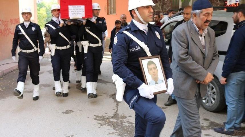 Kansere Yenilen Polis Memuru, Son Yolculuğuna Uğurlandı