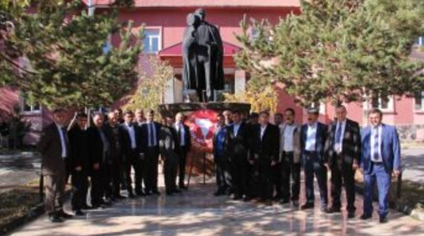 &Ccedil;ıldır&rsquo;da Muhtarlar G&uuml;n&uuml; Kutlandı