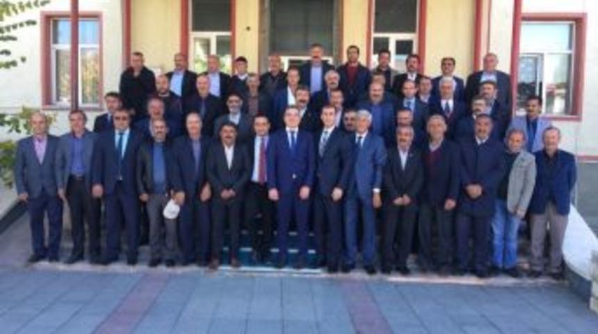 Muhtarlar G&uuml;n&uuml; Aşkale&rsquo;de Kutlandı