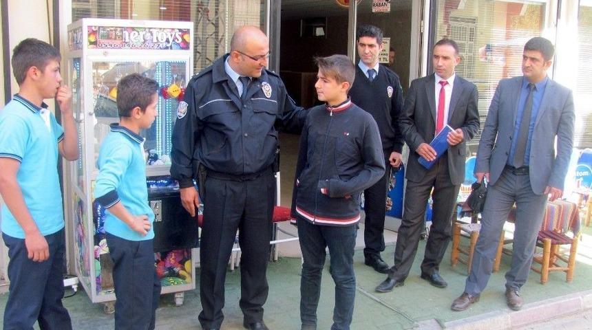 İnternet Kafelerde &Ouml;ğrenci Denetimi