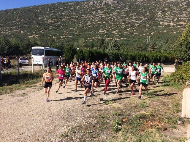 Yunusemre Atletizimde De İddialı 1