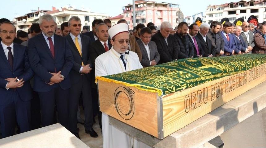 Ordulu İş Adamı Namık Altaş Toprağa Verildi