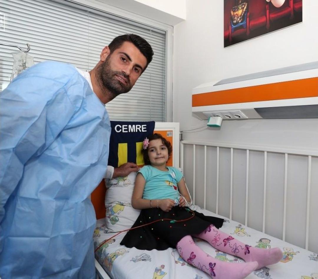 Volkan Demirel Ve Mathieu Valbuena&rsquo;dan Anlamlı Ziyaret