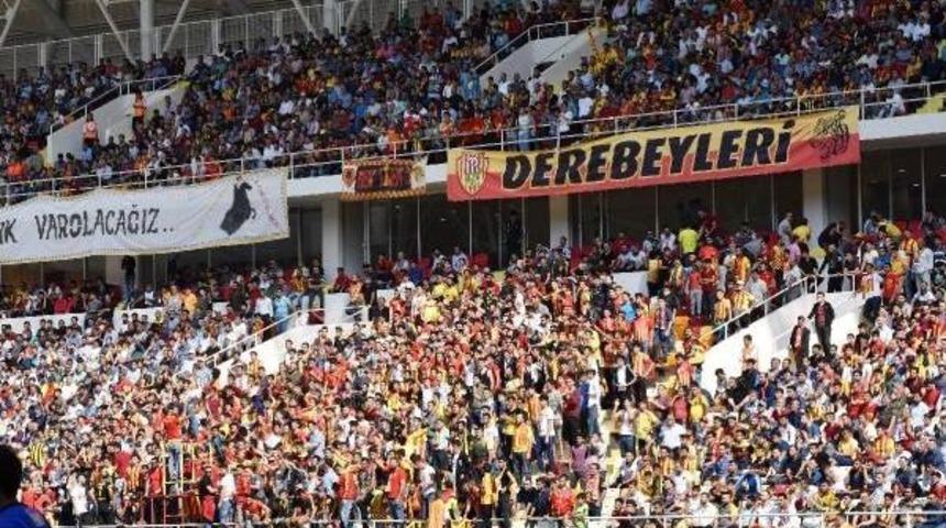 Trabzonspor Ile Malatyasporlu Taraftarlardan &Ouml;rnek Davranış