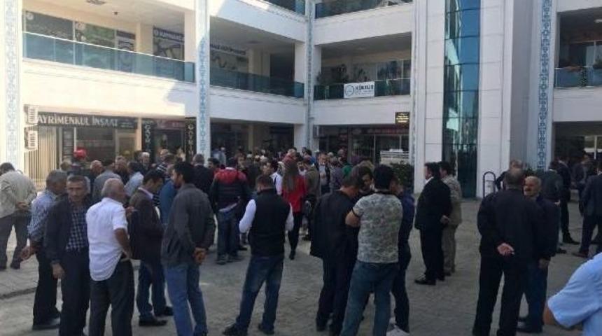 Baraj Inşaatının &Ccedil;ed Toplantısında Protesto