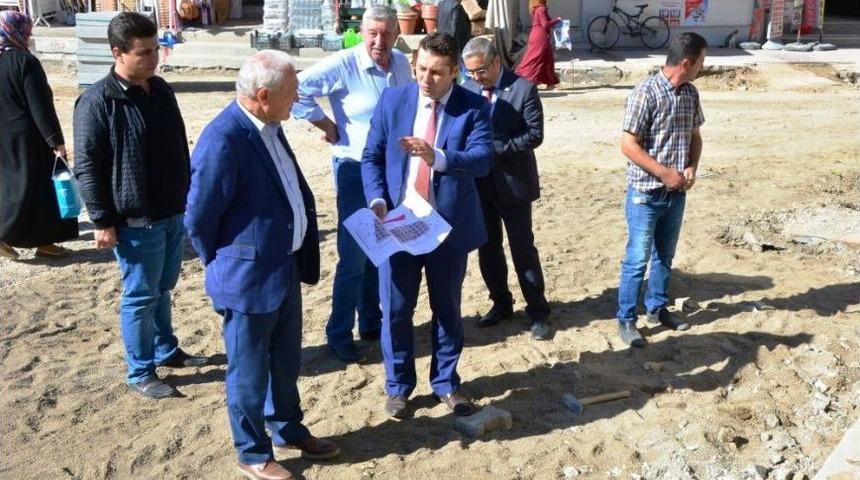 Lapseki&rsquo;de 15 Temmuz Şehitler Meydanı &Ccedil;alışmaları Başladı