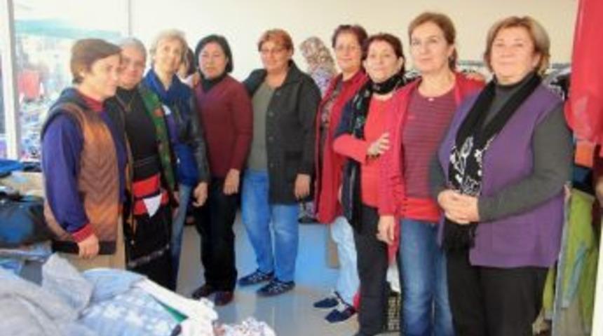 Yardımseverlerden Anlamlı Kermes
