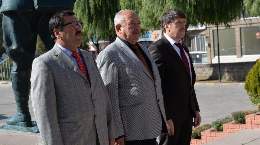 Boz&uuml;y&uuml;k&rsquo;te Muhtarlar G&uuml;n&uuml; Kutlandı