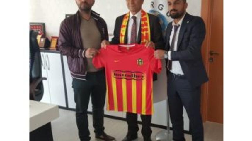 Malatyaspor Taraftarlar Derneği&rsquo;nden Formalı Teşekk&uuml;r
