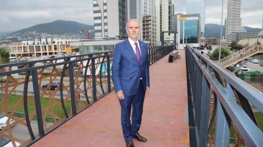 Cumhurbaşkanı'nın Istifasını Istediği Altepe, Bosna Hersek'te