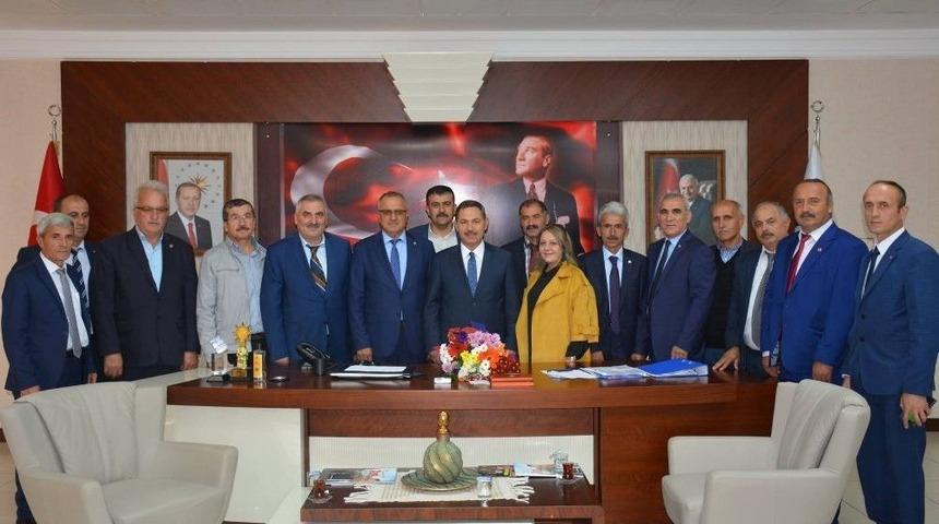 Muhtarlar Başkan Uysal&rsquo;ı Ziyaret Etti