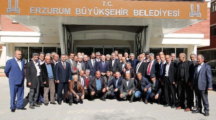 Muhtarlar Dernek Başkanı Korkmaz’dan Başkan Sekmen’e Övgü