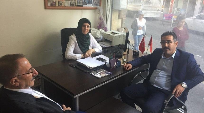 Ak Parti Bağlar İl&ccedil;e Başkanı Gezer, Muhtarları Yalnız Bırakmadı