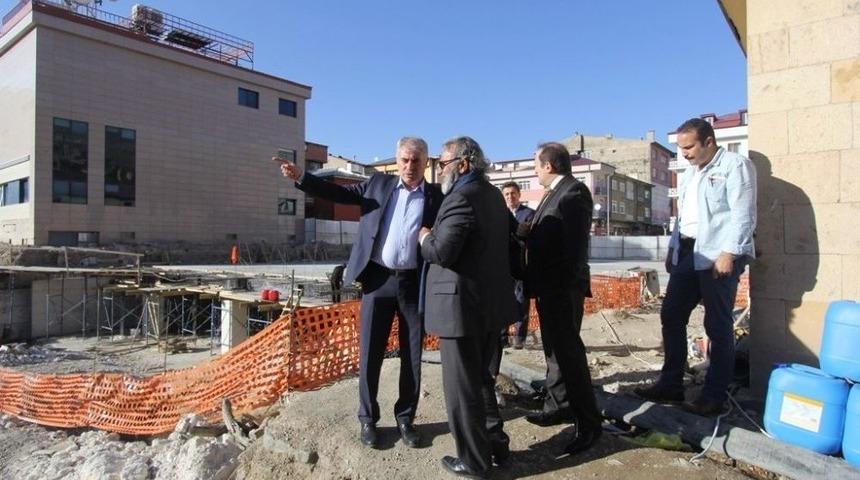 Vali Pehlivan Ve Başkan Memiş Kent Meydanı Ve Kapalı Otopark Projesini İnceledi