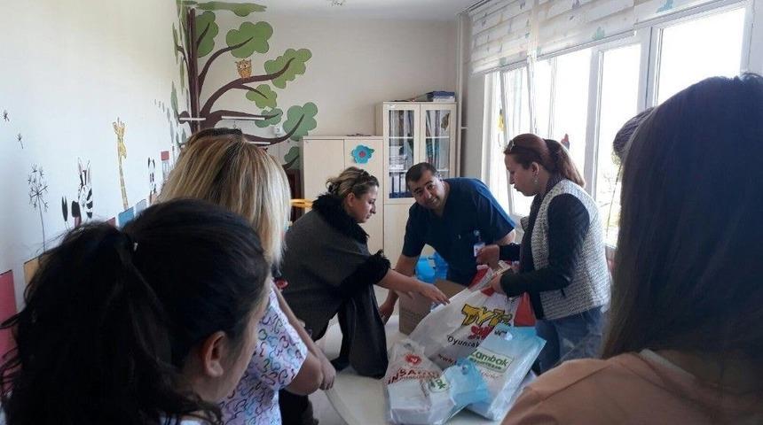 Auto Show 26 Derneği&rsquo;nden Tedavi G&ouml;ren &Ccedil;ocuklara Eğitim Desteği