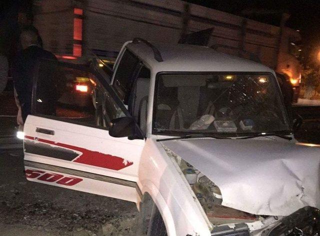 Zincirleme Kazada 2 Kişi Yaralandı 1