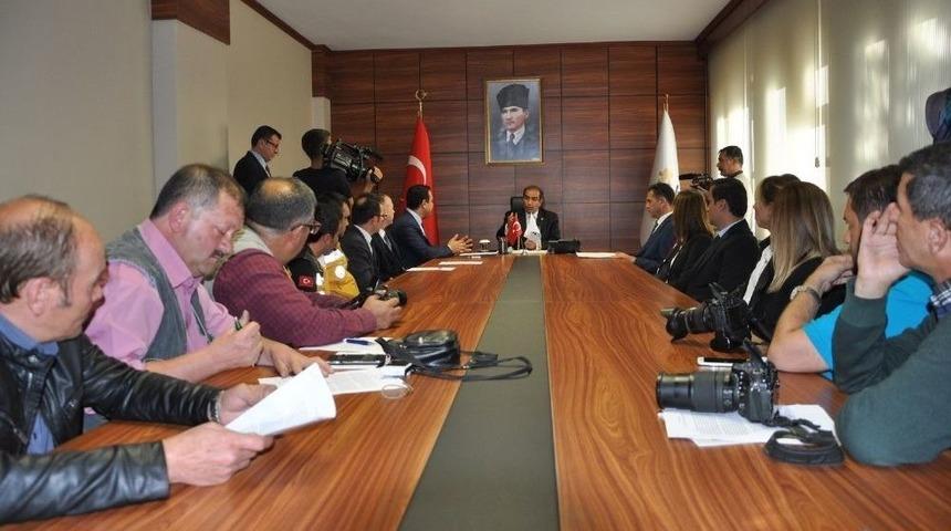 Uşak&rsquo;ta "g&uuml;venli Okullar, Sağlıklı Nesiller Yetiştirilmesi" Programı