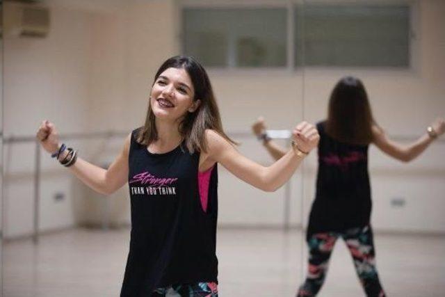 Ezgi'nin Yaşamı, 'zumba' Ile Değişti