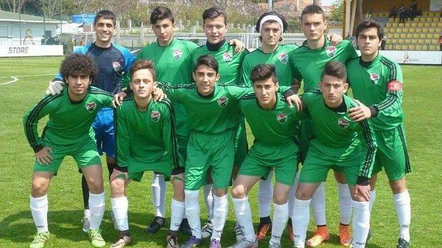 Genç Futbolcu Trafik Kazasında Hayatını Kaybetti