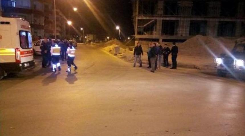 Havaya Ateş Ettikten Sonra Kız Kardeşini Rehin Aldı&nbsp;