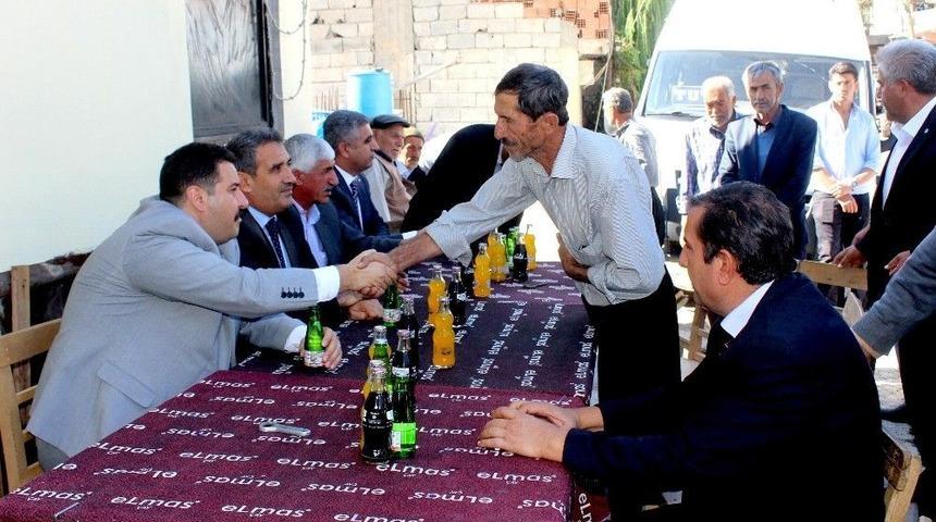 Tut Kaymakamı Şatıroğlu K&ouml;y Gezilerini S&uuml;rd&uuml;r&uuml;yor