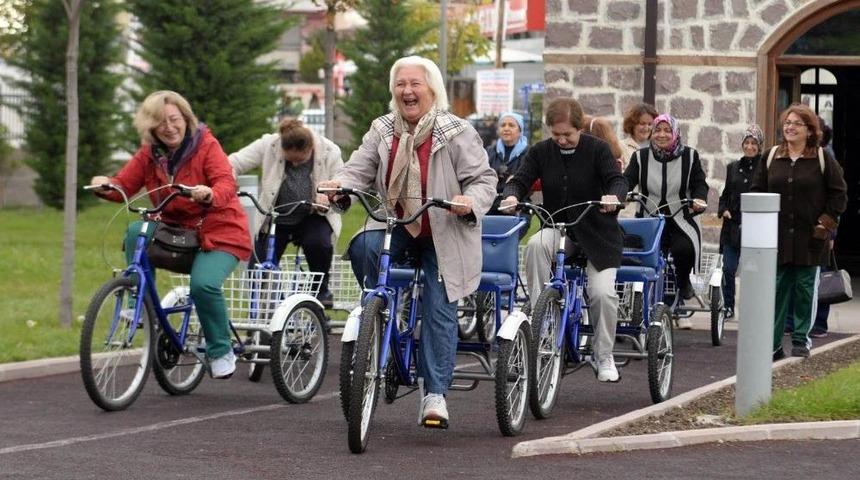 Sağlıklı Bir Hayata Pedal &Ccedil;evirdiler